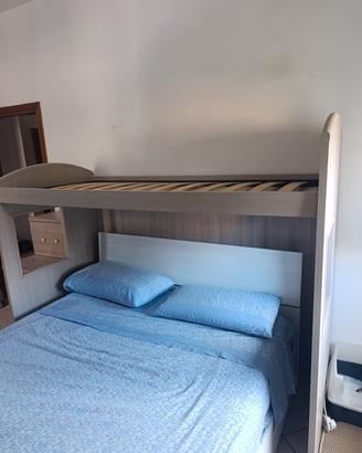 letto singolo a ponte con cassettoni/scala