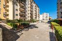 5-vani-130-mq-con-terrazzo-posto-auto-e-cantina-