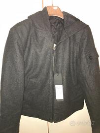 Giacca con cappuccio