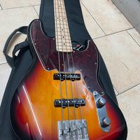 Basso Squier Paranormal Jazz Bass '54