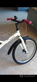 Bici MTB bitwin ,raggio 20 da bambina