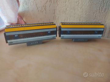 LEGO TRENO 60197 - 2 VAGONI SENZA CARRELLI RUOTE