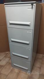 cassettiera in metallo 