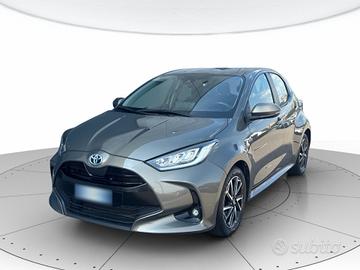 TOYOTA Yaris 1.5h Trend