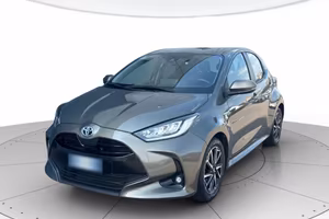 TOYOTA Yaris 1.5h Trend