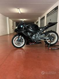 Suzuki Gsx r 600 2009