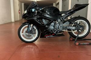 Suzuki Gsx r 600 2009