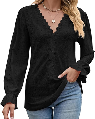 Camicia manica lunga in pizzo con scollo a V