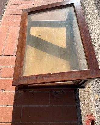 vetrinetta antica  in vetro e legno