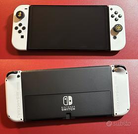 Nintendo Switch Oled ANCORA IN GARANZIA +Accessori