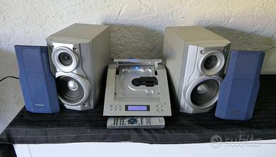 Sorprendete Mini Hi-Fi con telecomando.