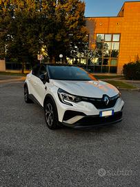 Renault Captur E-Tech Full Hybrid 145 CV RS Line