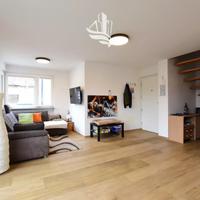 Naturno: Appartamento su due livelli, completament