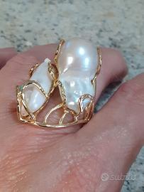 Anello con perle scaramazze