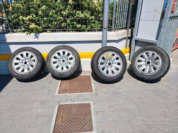 Gomme invernali Pirelli Cinturato - Set 4 gomme