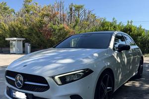 MERCEDES classe A 180d del 2019