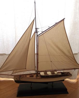 Modello nave veliero ad un albero