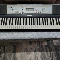 Tastiera Yamaha PSR E203