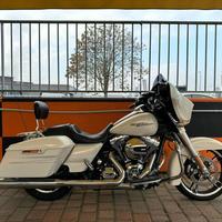 HARLEY-DAVIDSON FLHX Street Glide SPECIAL