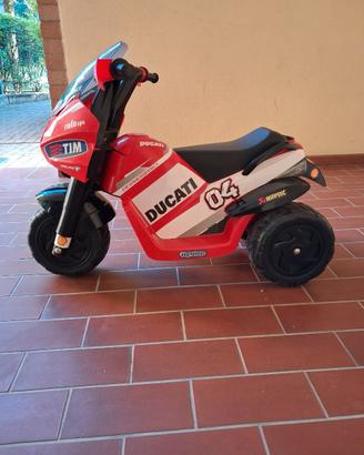 Moto elettrica bimbo pegperego +2 anni