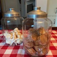 VECCHI VASI DROGHERIA