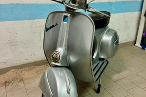 Vespa 150 sprint- 1966-circo