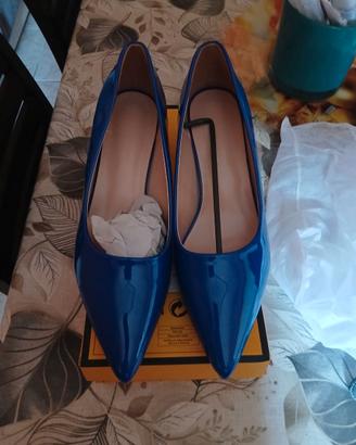 Scarpe con tacco per donna  colore azzurro lucido