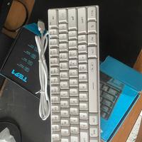 tastiera meccanica rgb