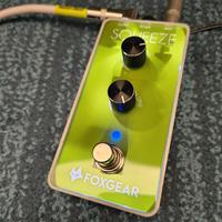 Pedale compressore per chitarra FOXGEAR Squeeze