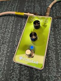 Pedale compressore per chitarra FOXGEAR Squeeze
