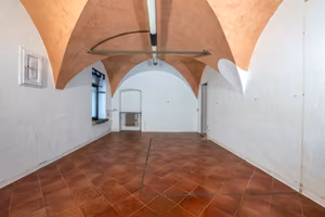 LOCALE COMMERCIALE