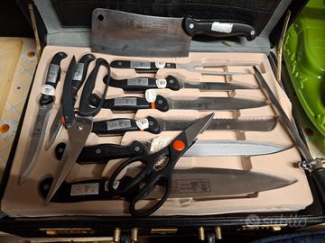 set di coltelli fa cucina 