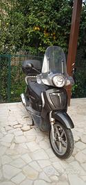 Scarabeo 200