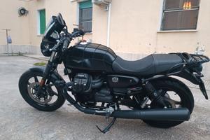 Moto Guzzi V 7 Stone