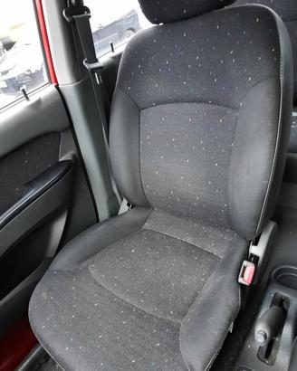 HYUNDAI ATOS 2003 - TAPPEZZERIA