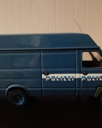 Modellino fiat daily - old cars - polizia