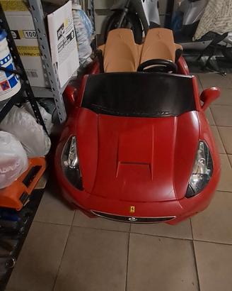 ferrari giocattolo bimbo 