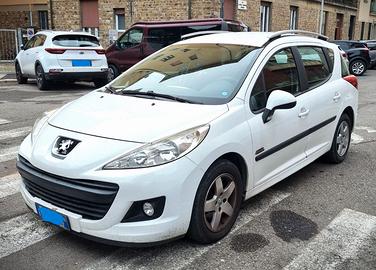 Peugeot 207 S.W. 1.4  GPL 2010