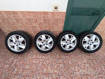 cerchi in ferro 16 pollici Renault 