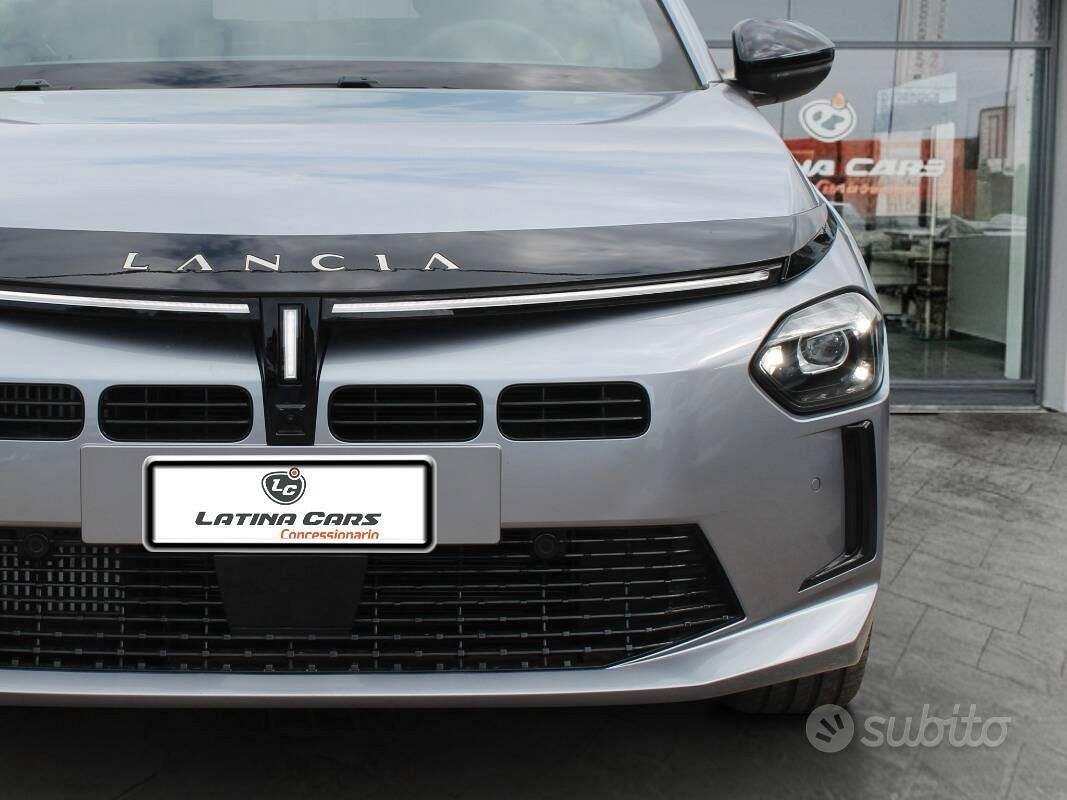 Lancia Ypsilon 2025 photo 2
