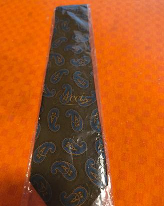 Gucci cravatta 100% seta mai indossata