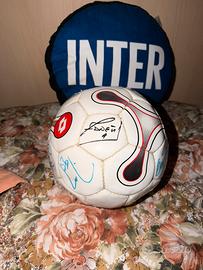 Pallone inter autografafo da zanetti e squadra
