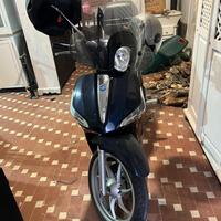 Piaggio  150 liberty