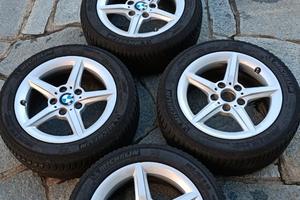 Gomme 205/55/16 con cerchi in lega  BMW serie 1