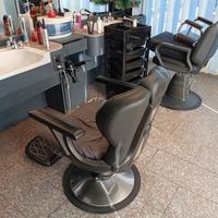 Mobili e attrezzatura per salone da barbiere