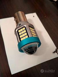 lampadina frontale moto LED H6