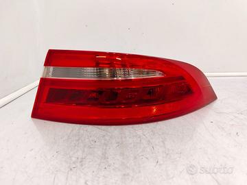 Faro fanale stop posteriore dx jaguar xe x760 2015