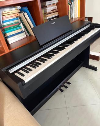 Pianoforte Digitale Yamaha Arius YDP-142 (Ottime C