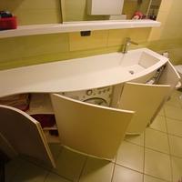 grande mobile bagno realizzato da ebanista legno