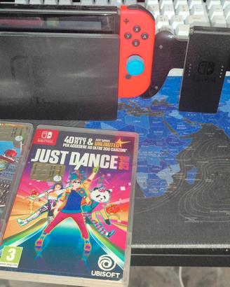 Nintendo switch v1 + 2 giochi+ accessori 